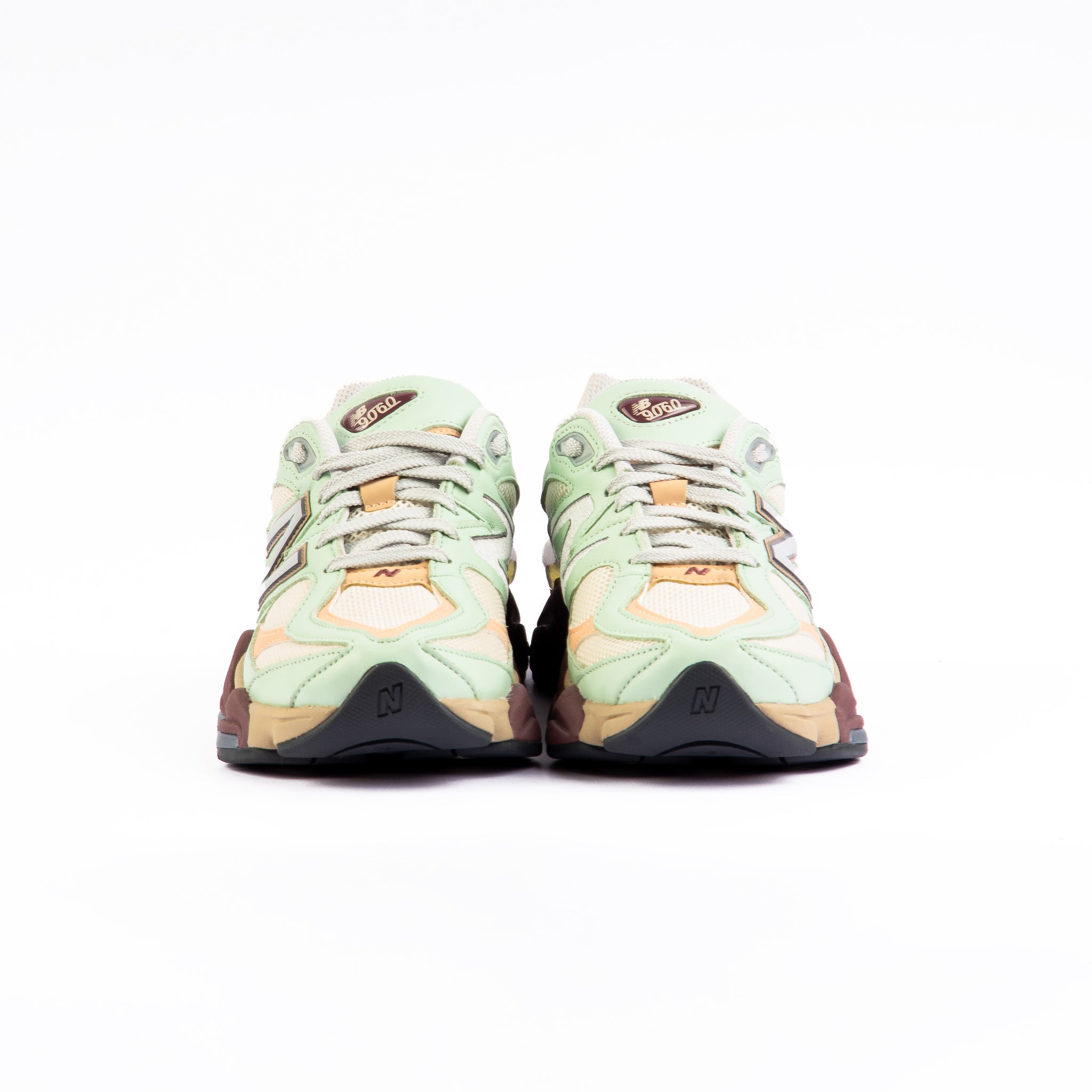 New Balance 9060 Clay Ash Sneakers