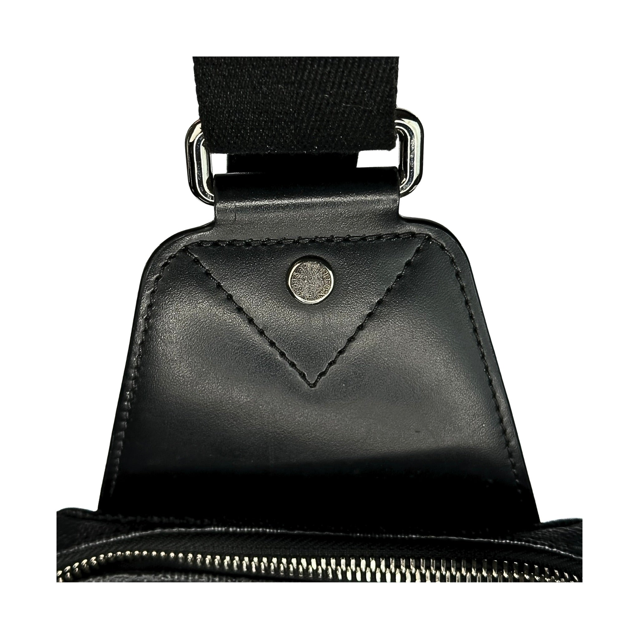 Louis Vuitton Avenue Sling Bag
