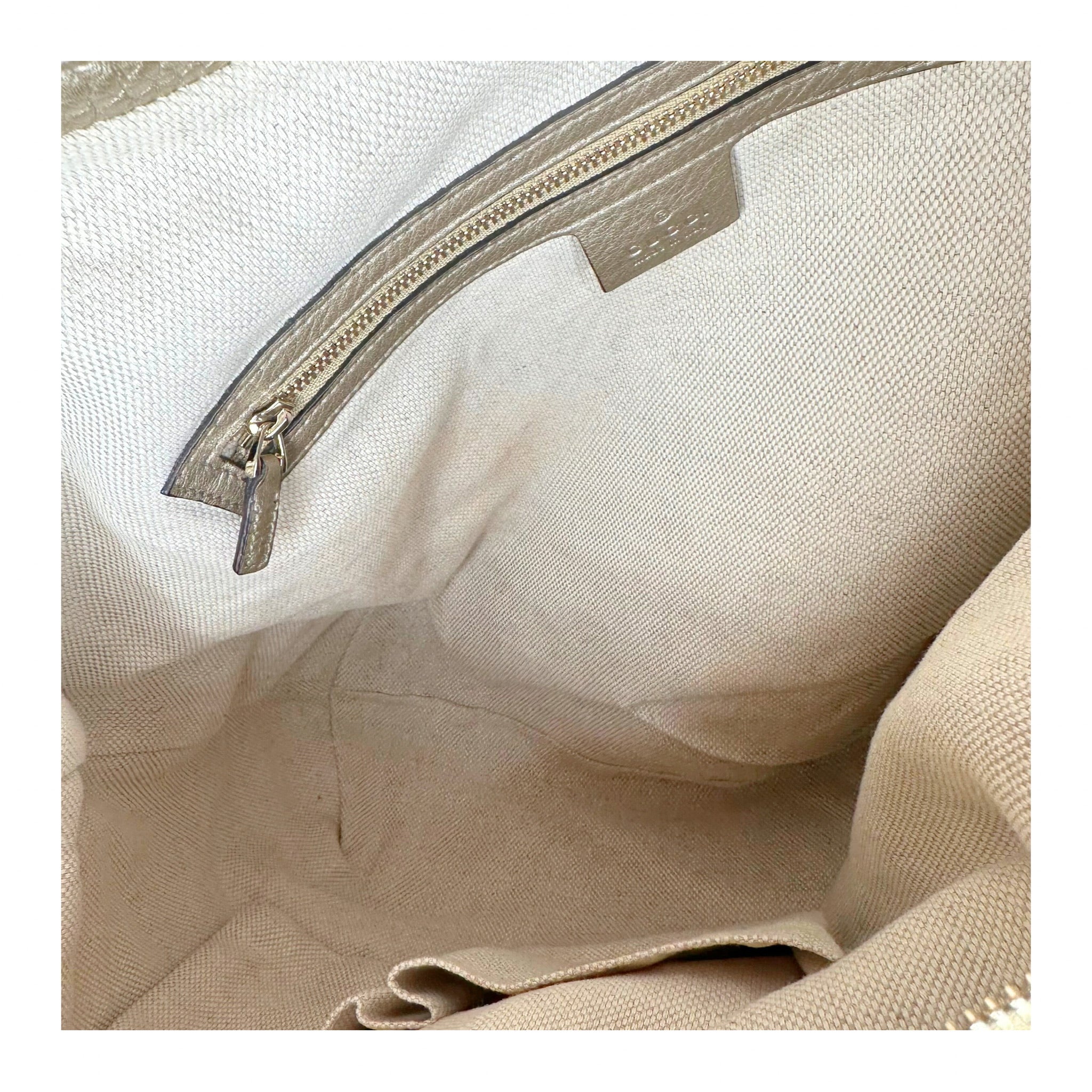 Gucci Interlocking Soho Chain Hobo Bag