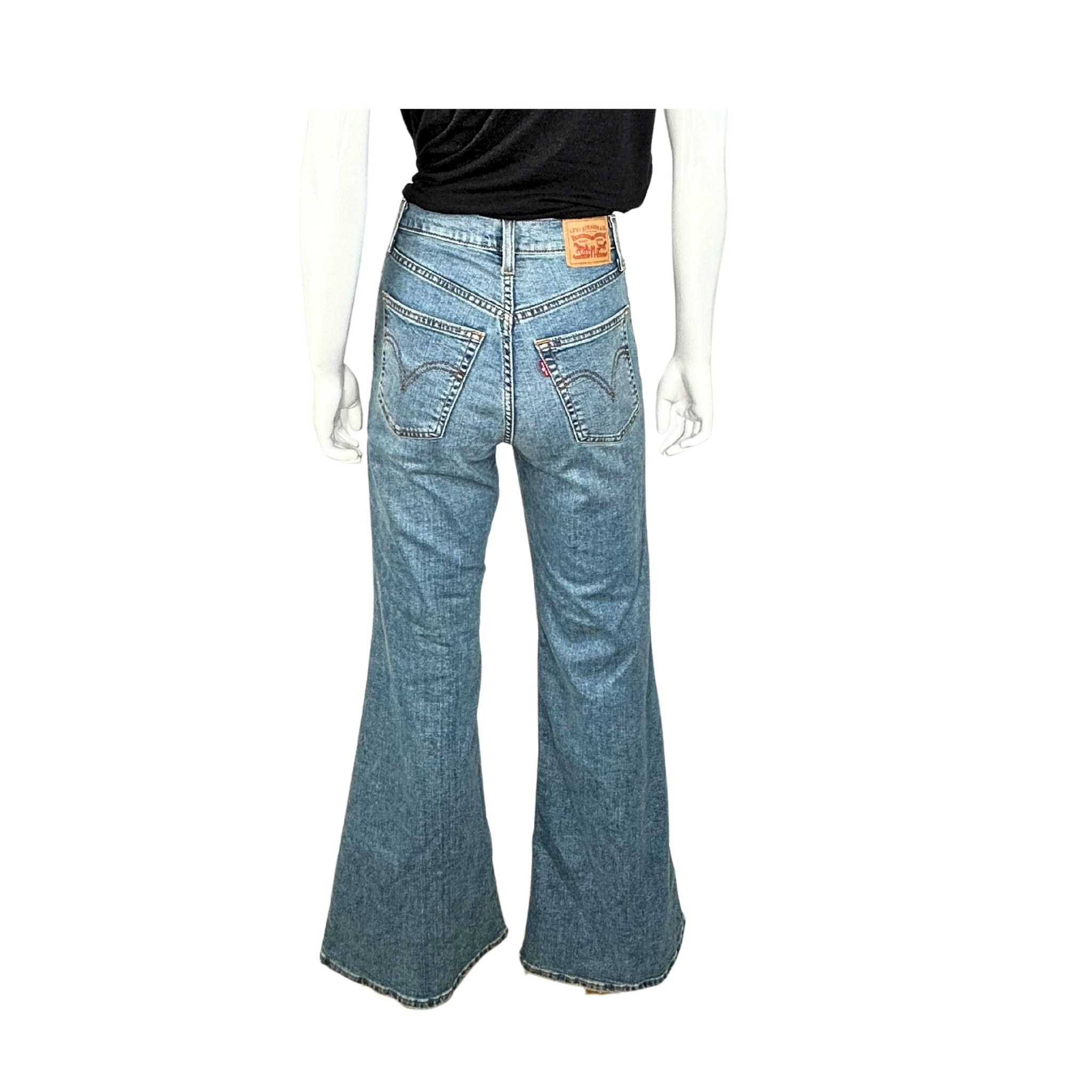 Levis Ribcage Bell Bottom Jeans