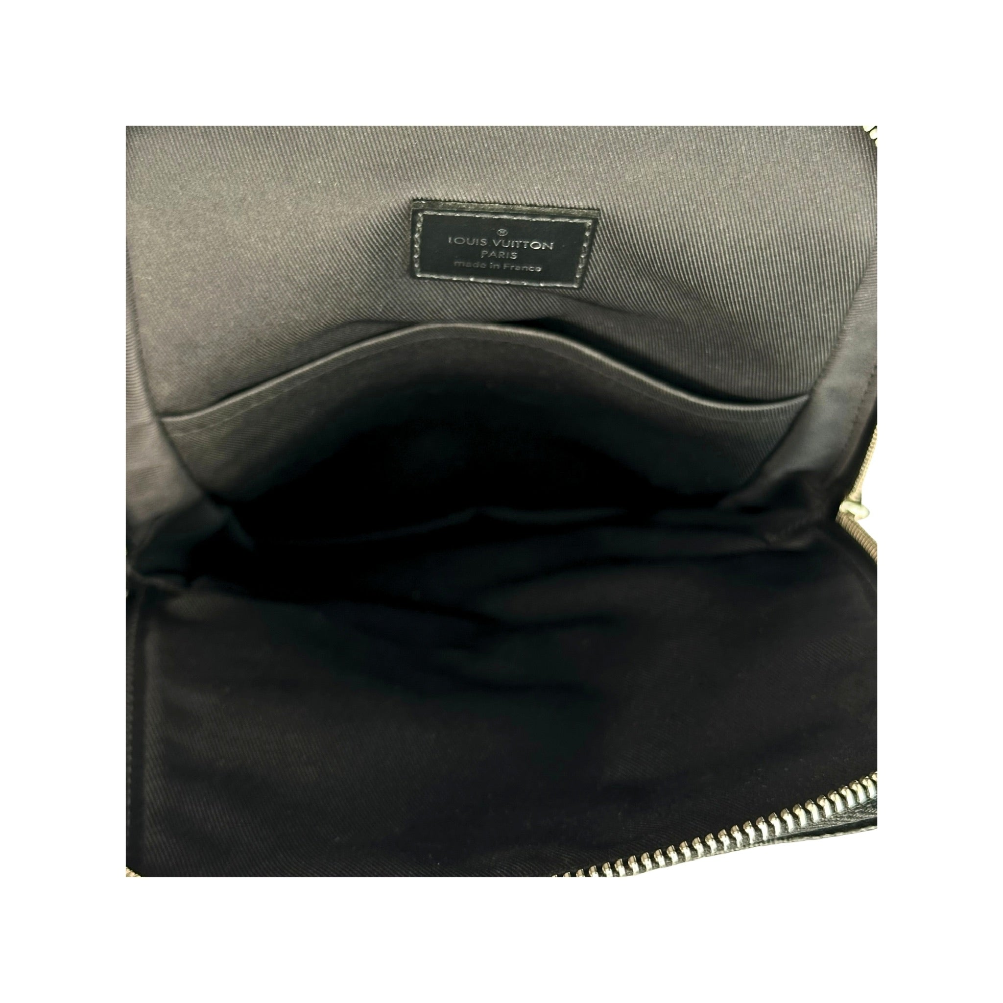 Louis Vuitton Avenue Sling Bag